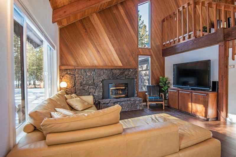 Three Rivers Basecamp Sunriver Exterior photo