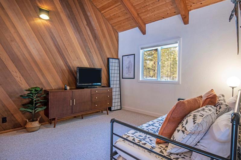 Three Rivers Basecamp Sunriver Exterior photo